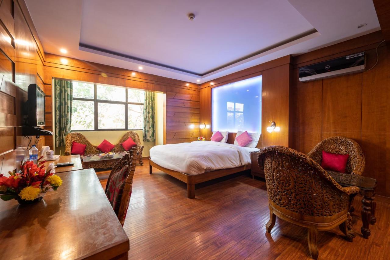 Hotel Emarald, New Delhi Exterior foto